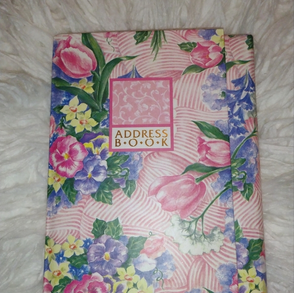 NWOT ADDRESS BOOK - Picture 5 of 5